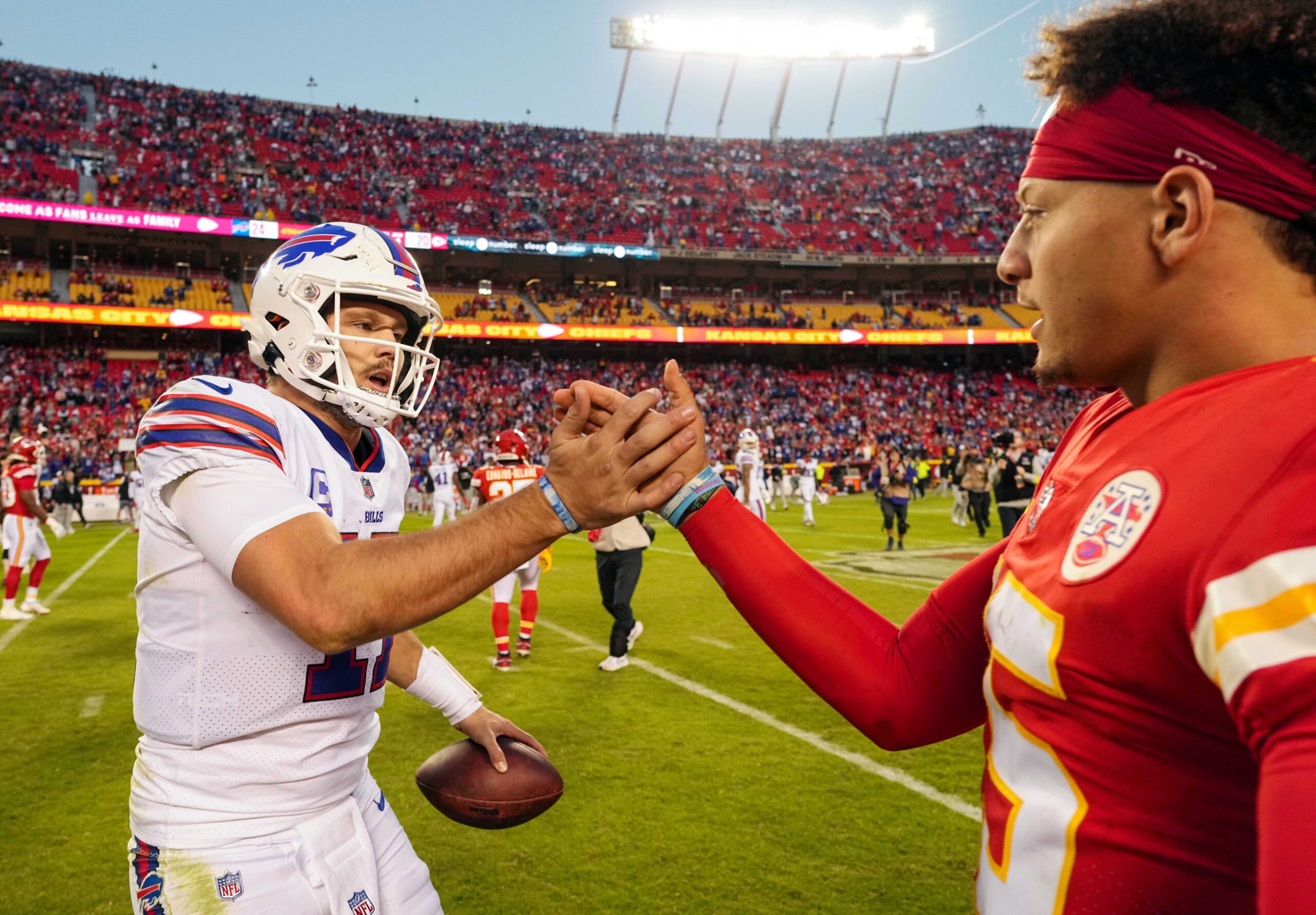 Conference Championships Approaching: Allen and Mahomes Listed as Co-Favorites for Super Bowl MVP